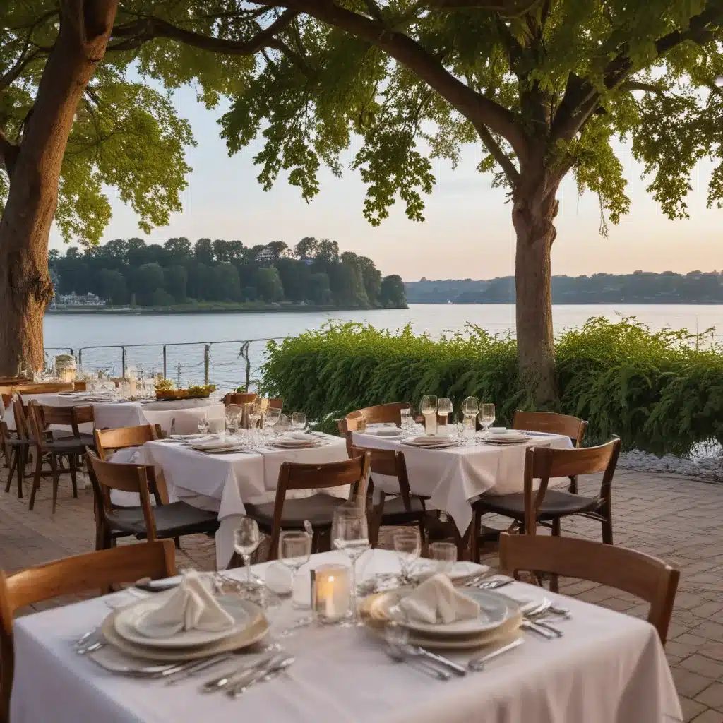 Riverside Reverie: Immersing Yourself in the Art of Waterfront Dining