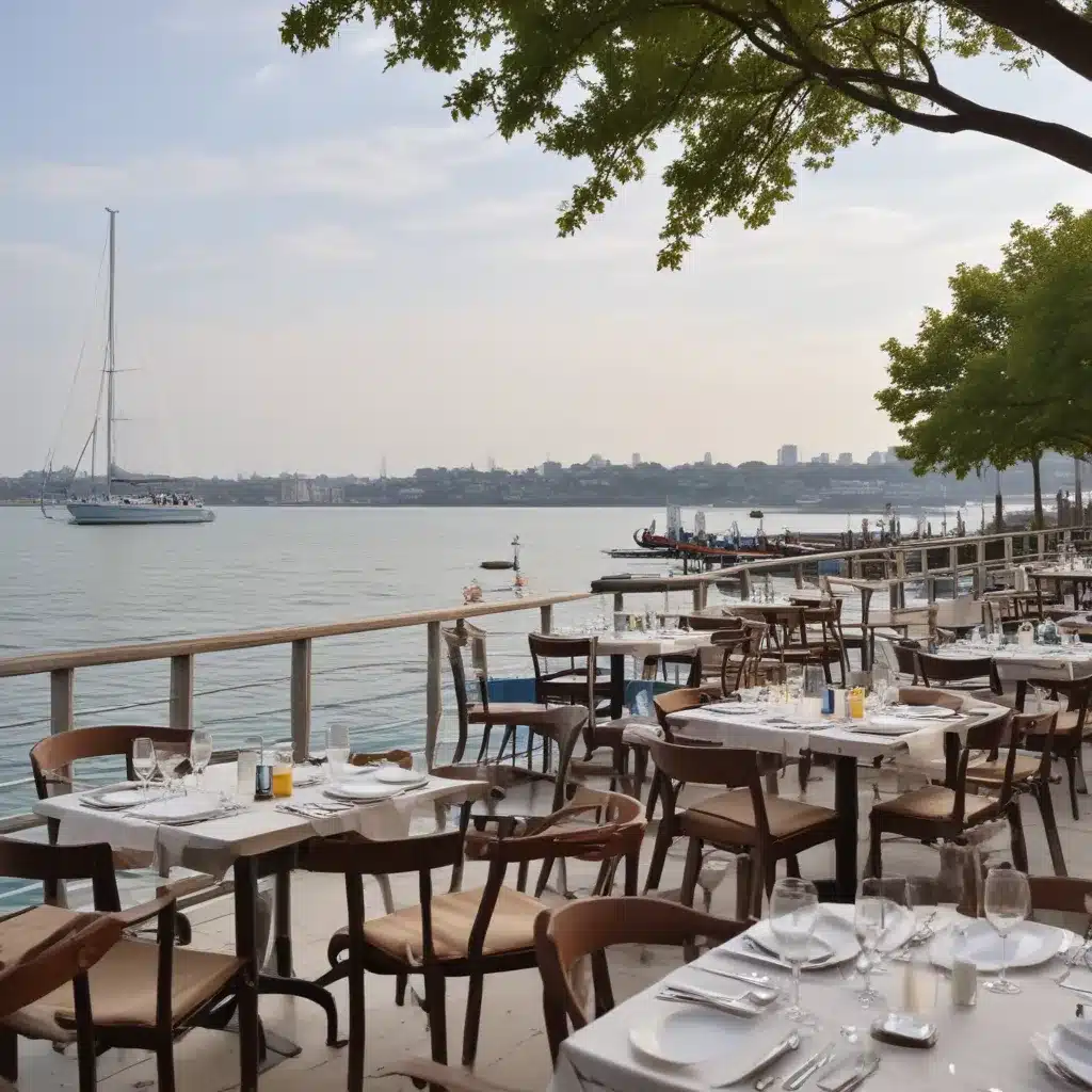 Waterfront Wonders: Exploring the Art of Scenic Dining